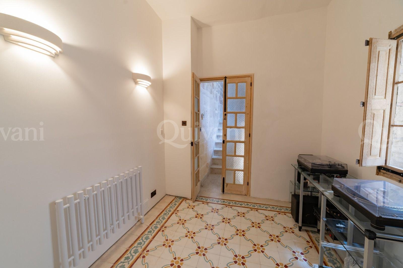 4 bedroom converted town house in UCA