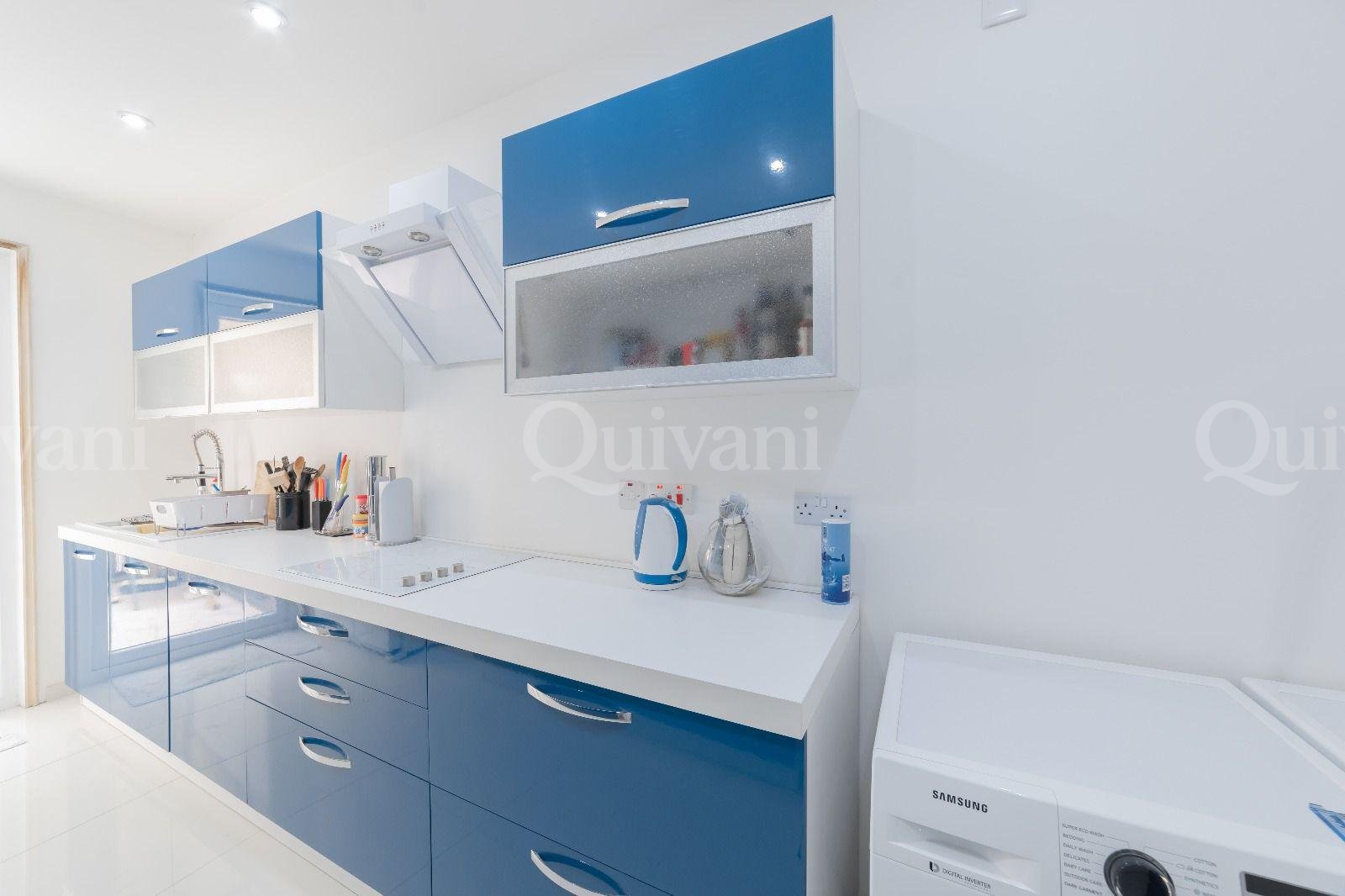 4 bedroom converted town house in UCA