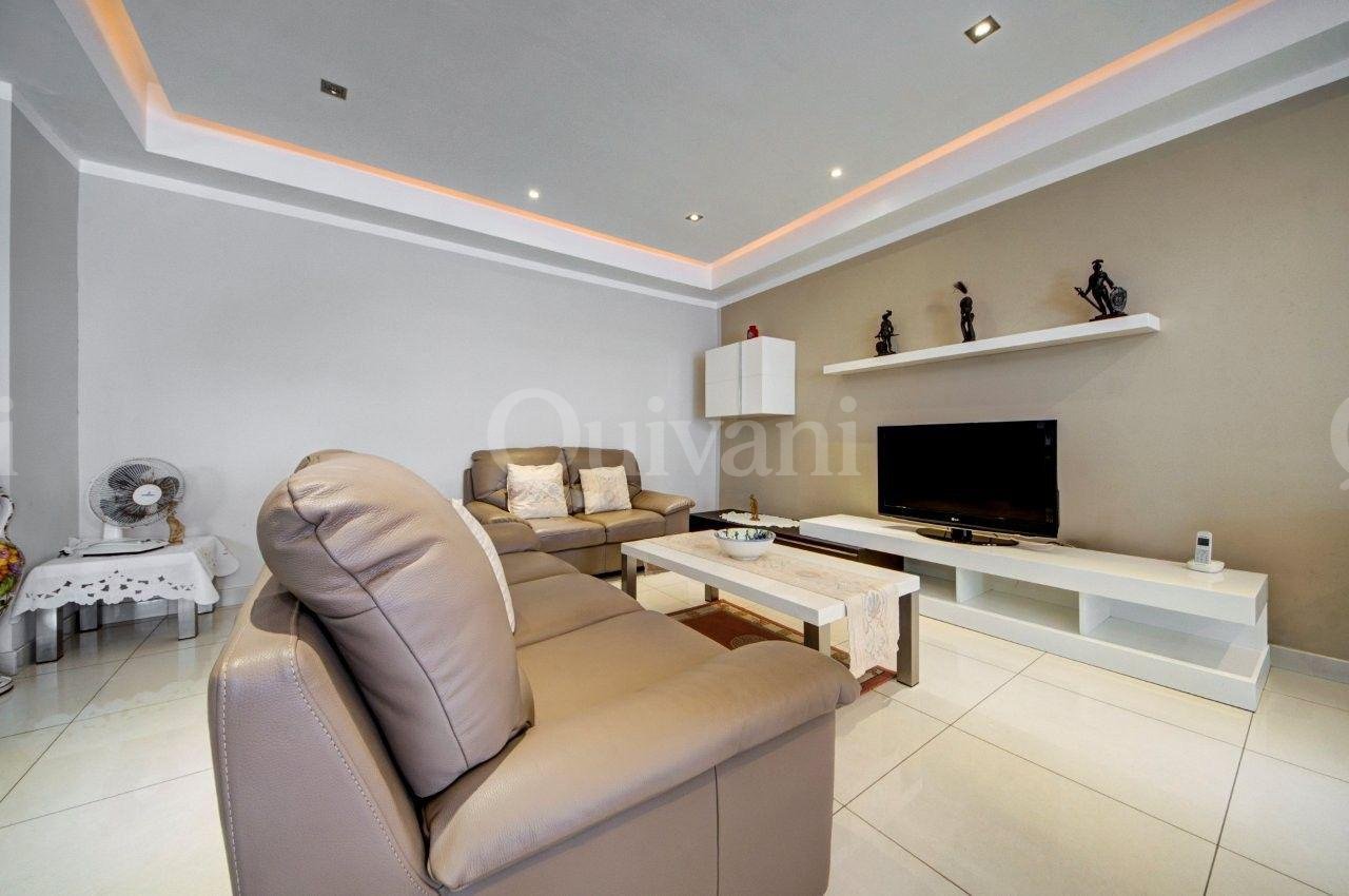 Sliema, Furnished Apartment with Car Space