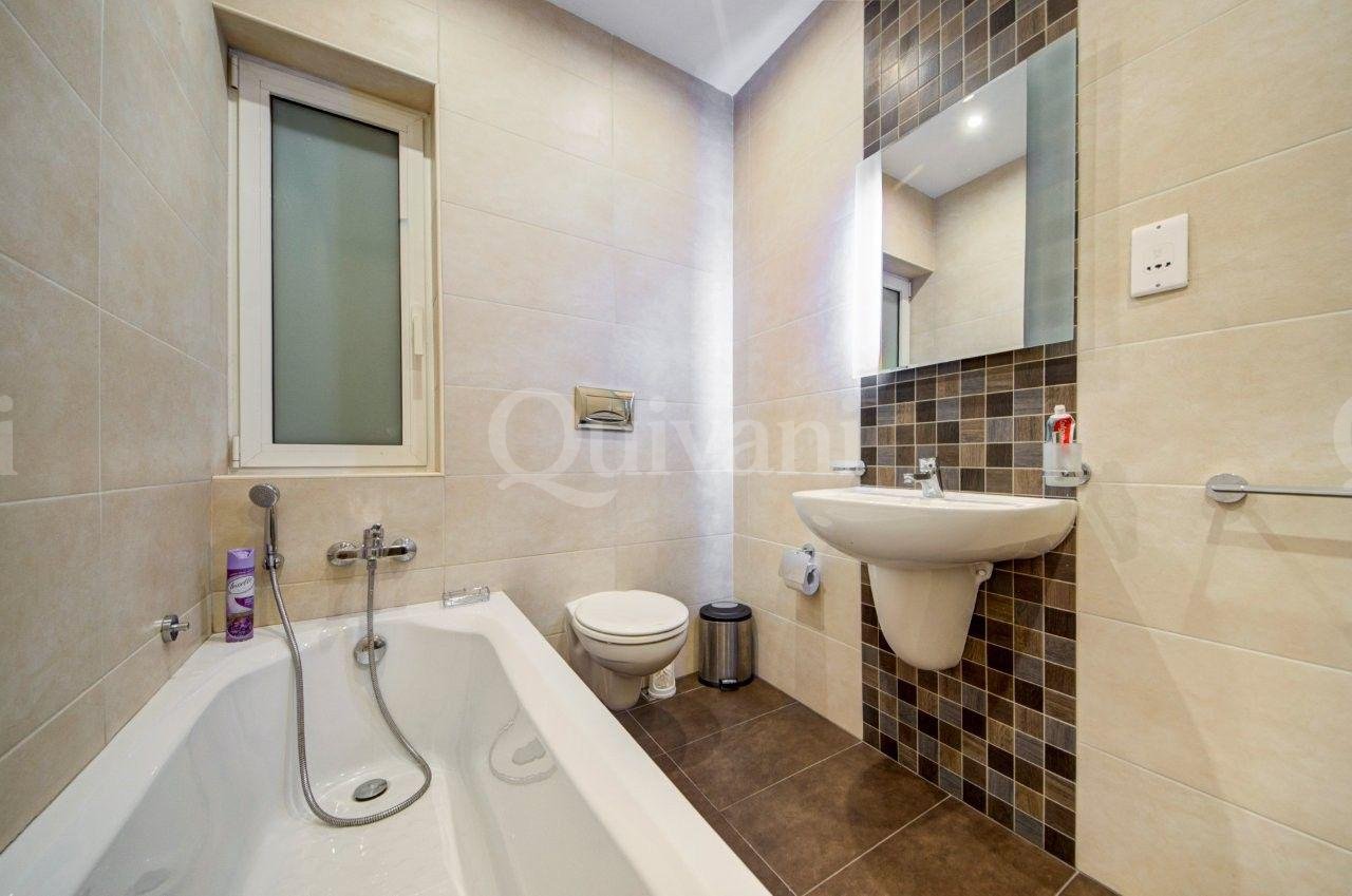 Sliema, Furnished Apartment with Car Space