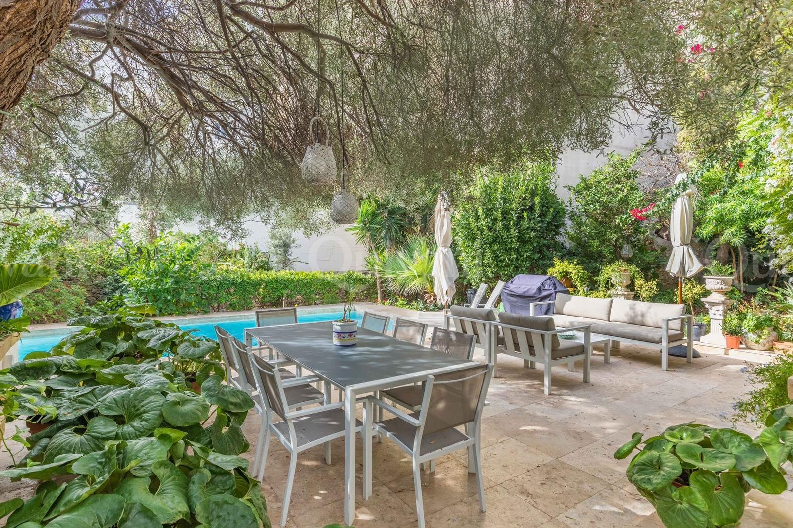 Sliema, Converted Town House