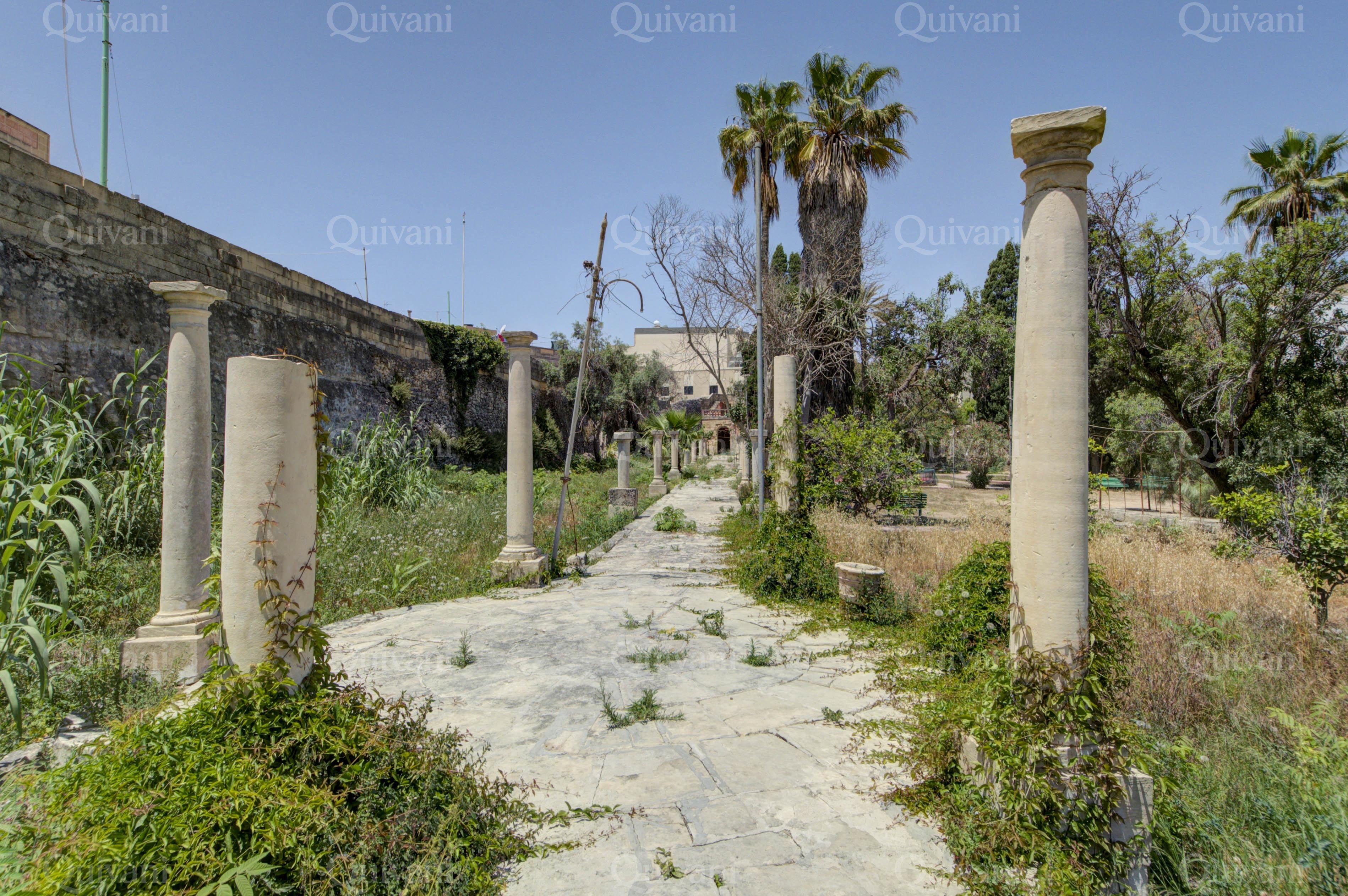 Ghaxaq, Unconverted House of Character