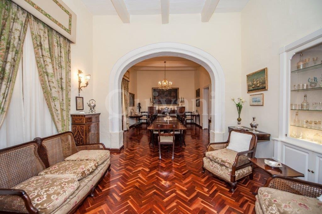 St Julians, Converted Town House