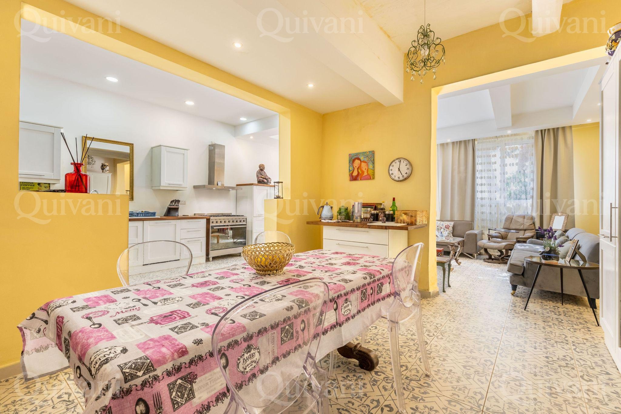St Julians, Converted Town House
