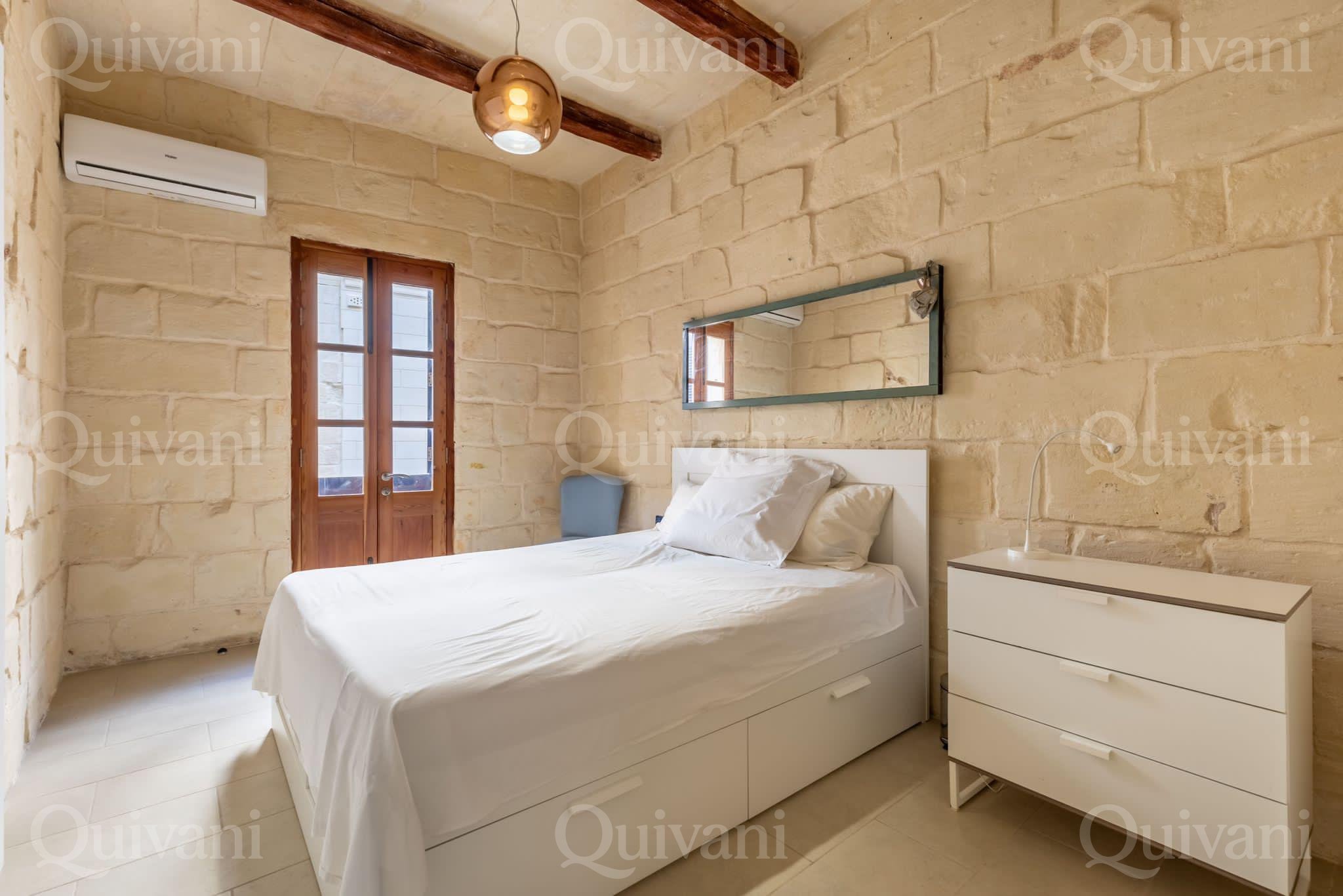 St Julians, Converted Town House