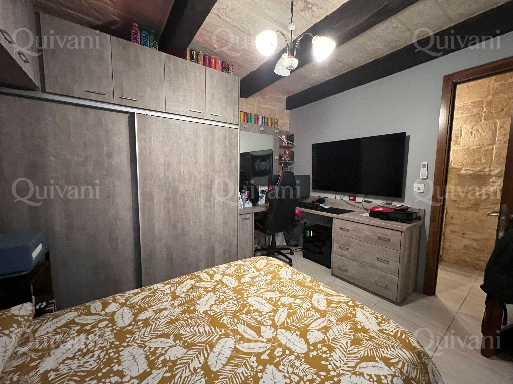 Stunning 2-Bedroom Apartment – Valletta