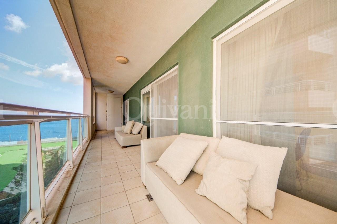 Fort Cambridge, Furnished Apartment
