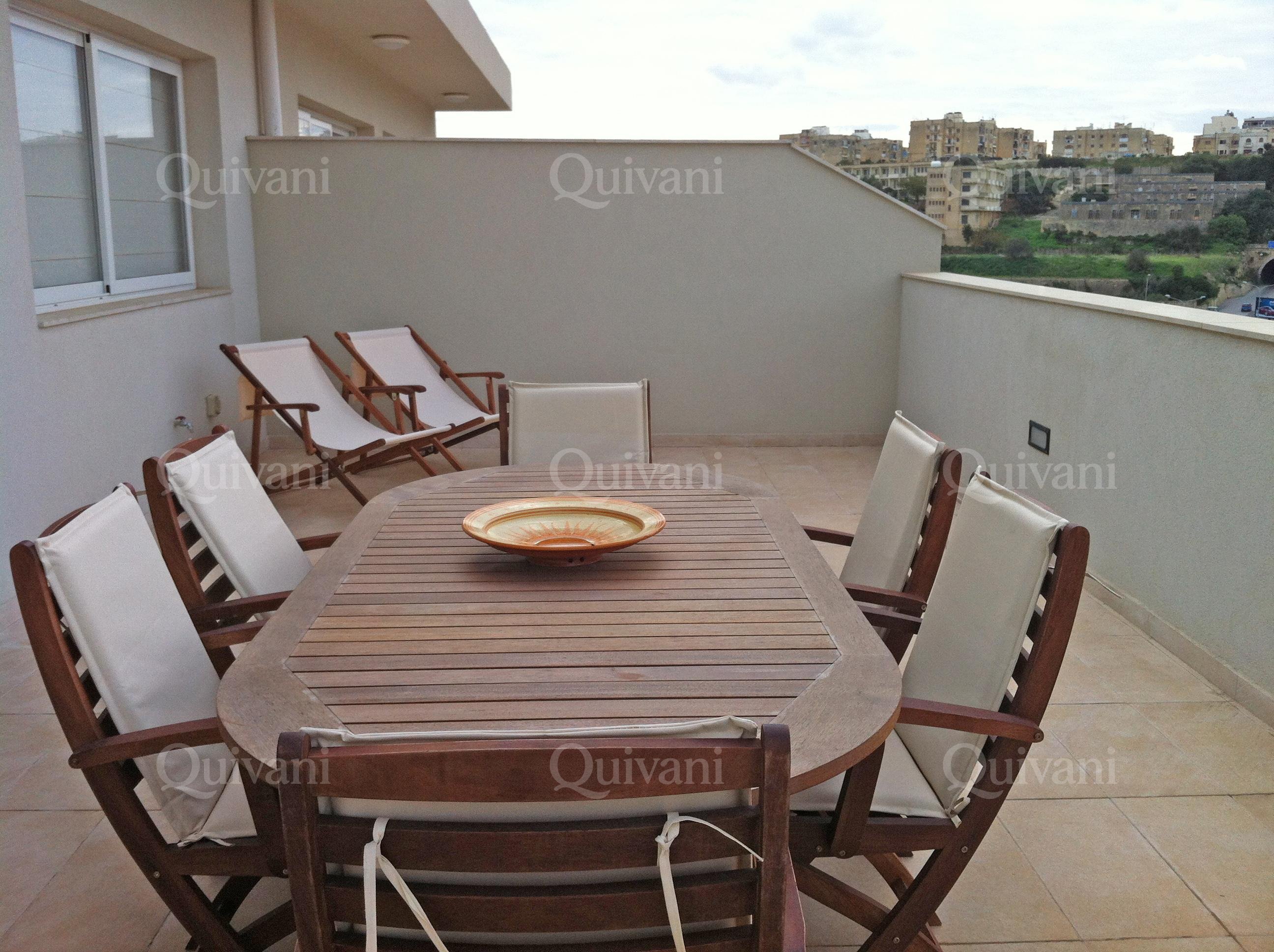 Swieqi, Furnished Penthouse