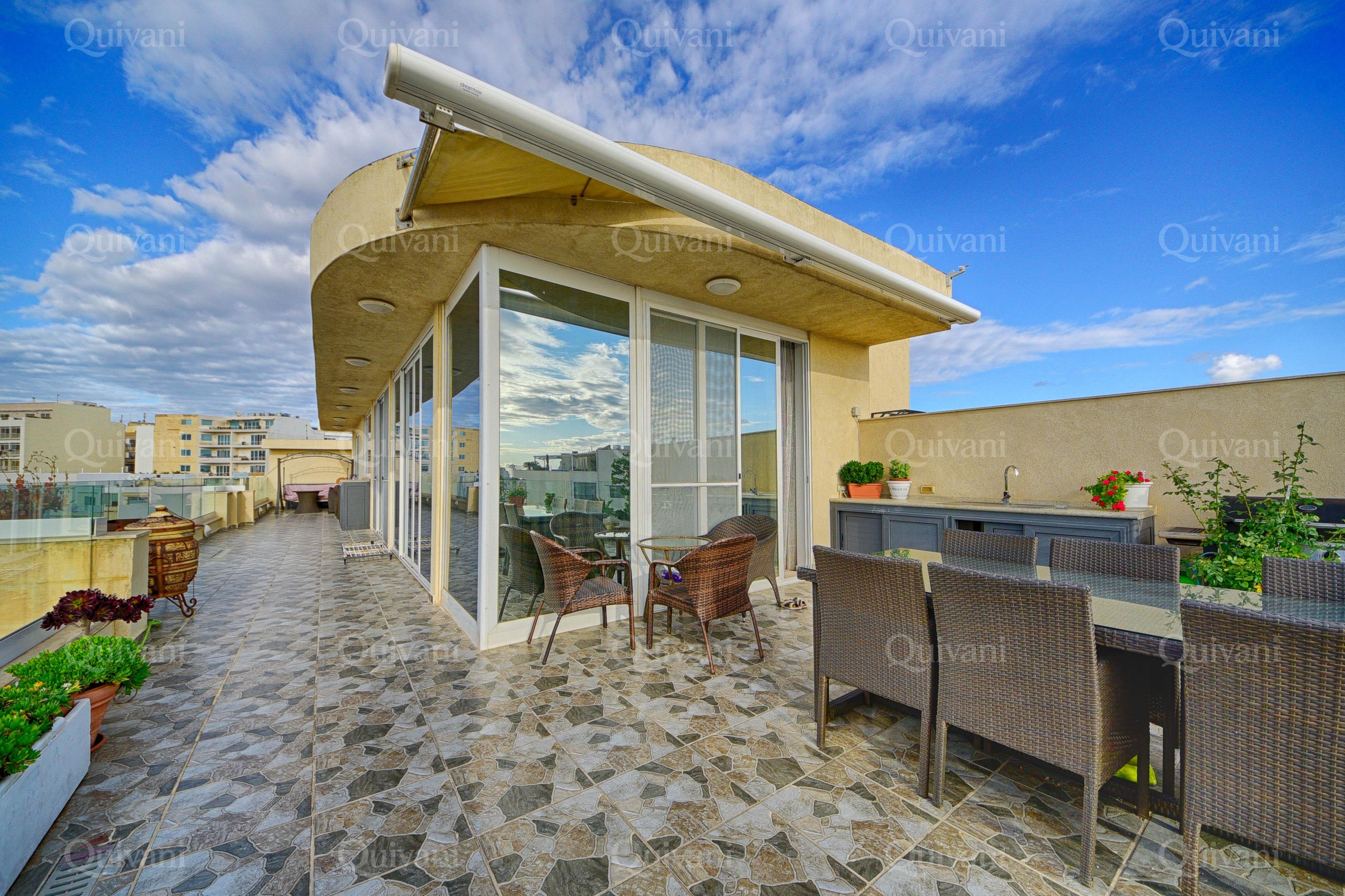 Gzira, Furnished Penthouse