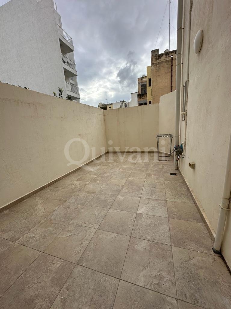 Gzira, Furnished Apartment