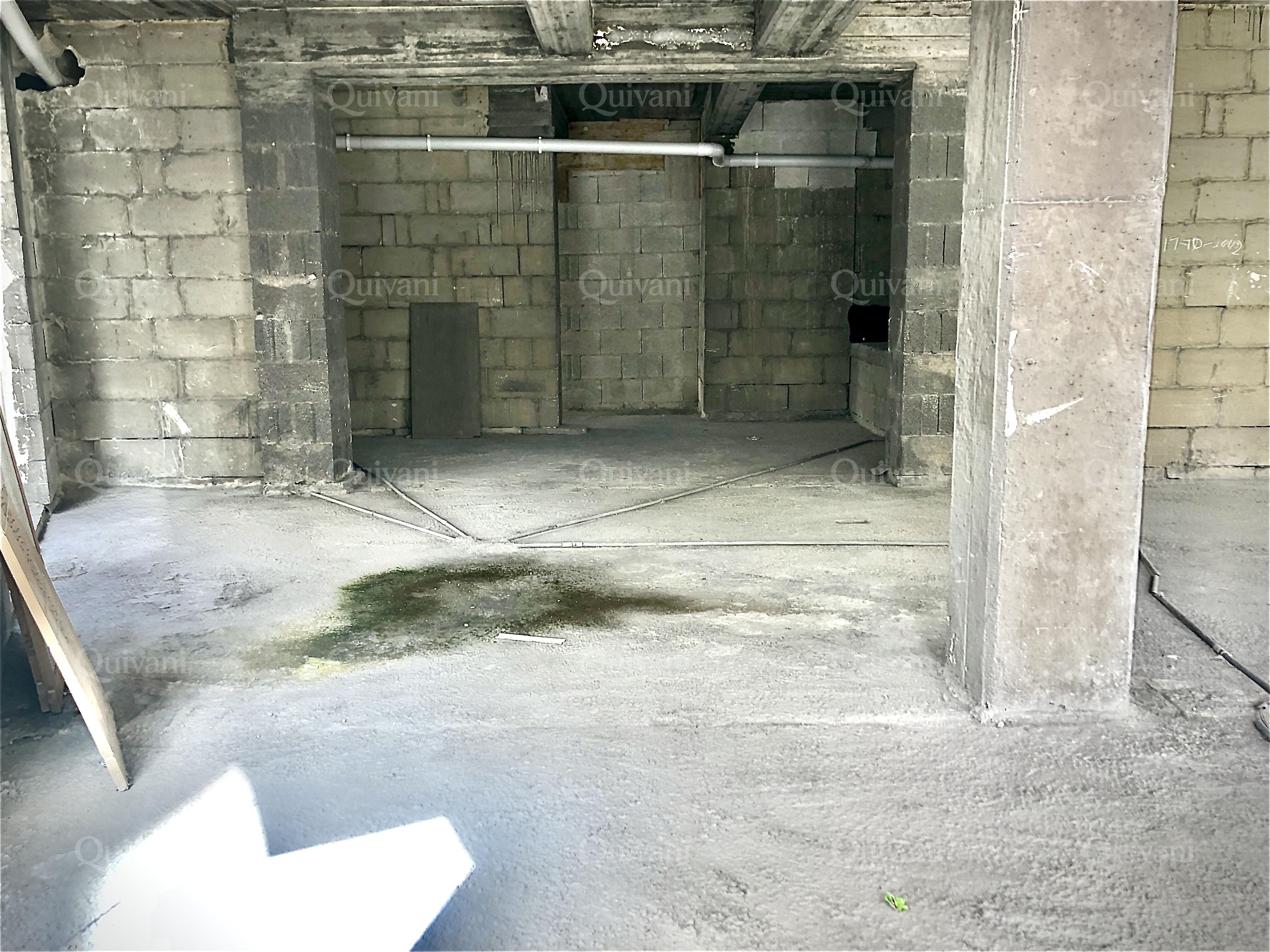 St Pauls Bay, Needs Refurbishment General Shop