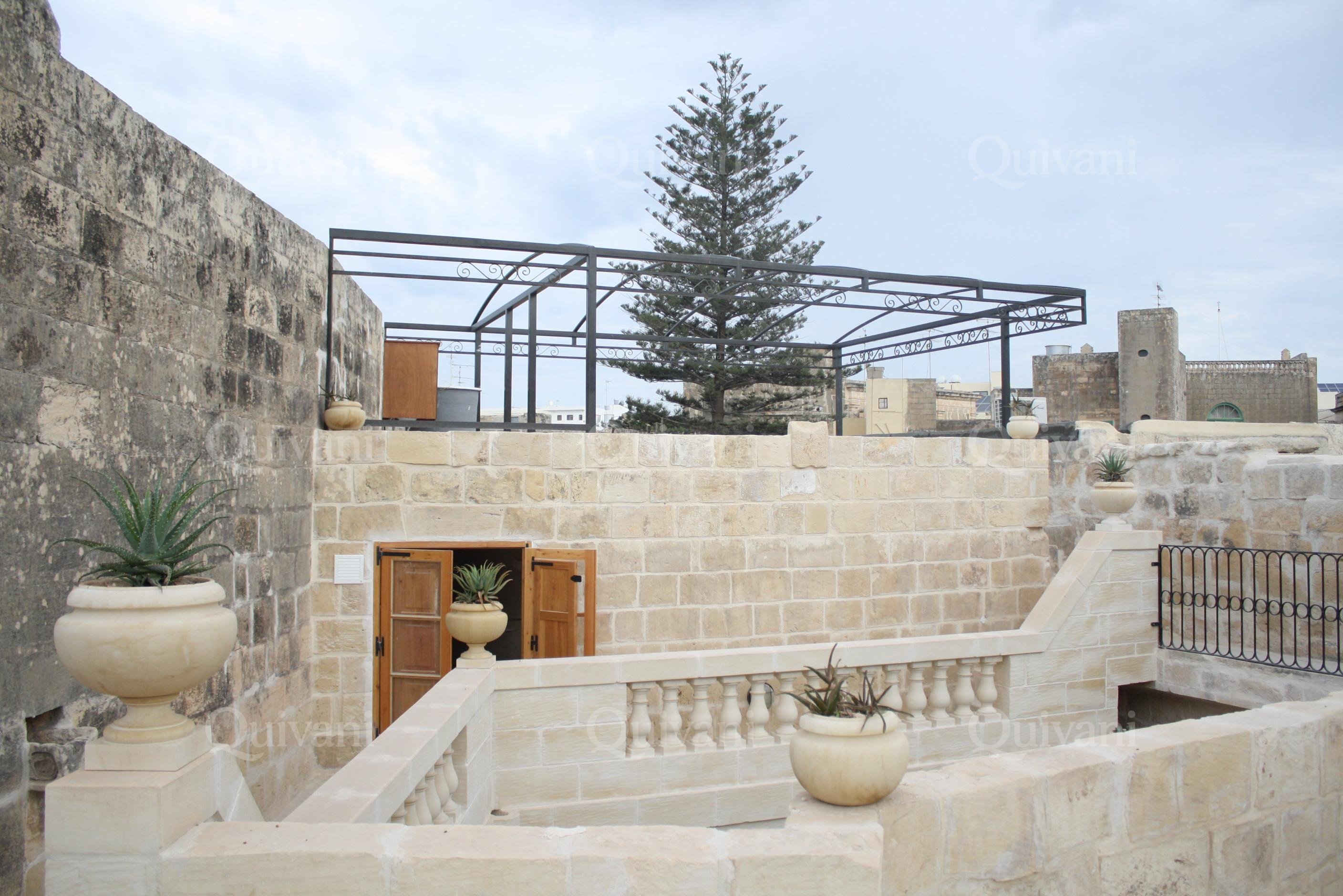 Zebbug, Furnished House of Character