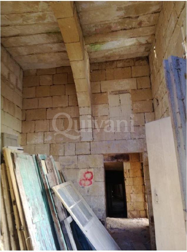 Zebbug, Unconverted House of Character