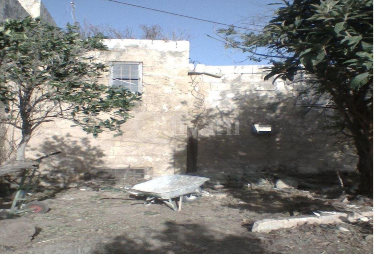 Zebbug, Unconverted House of Character