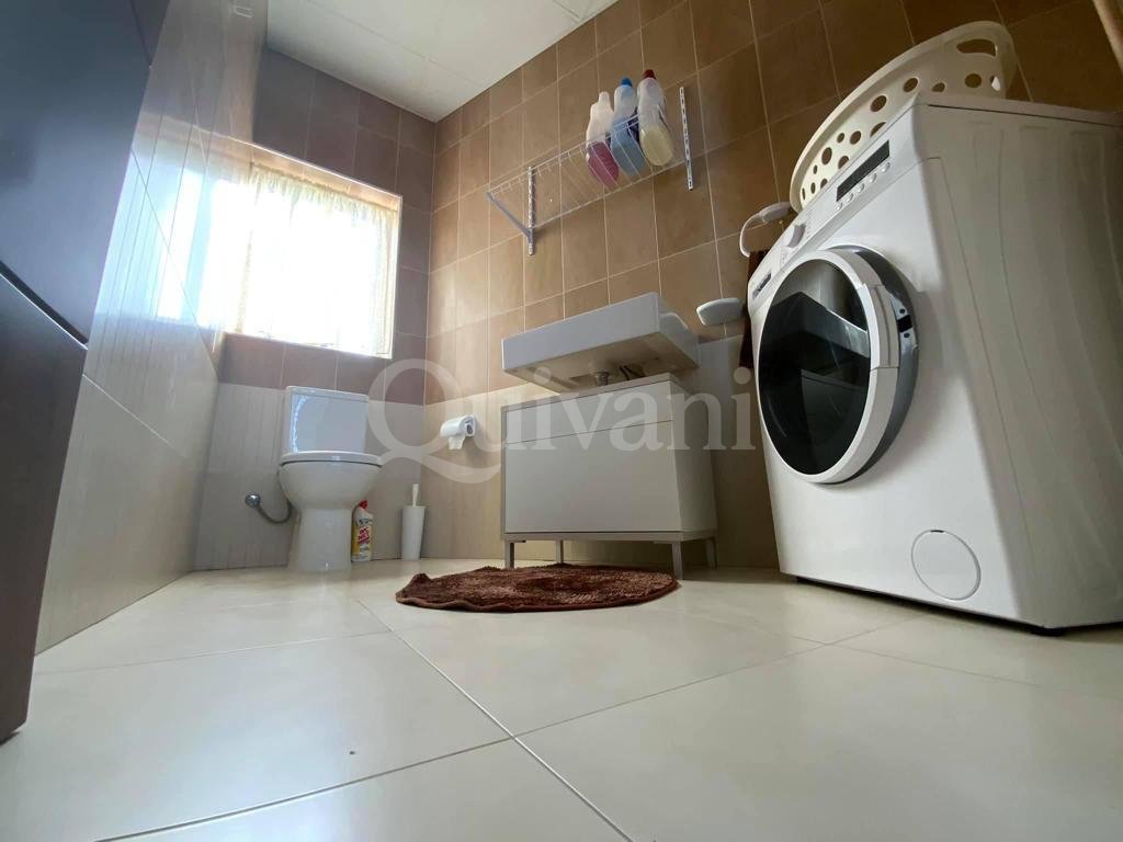 Zejtun, Furnished Penthouse
