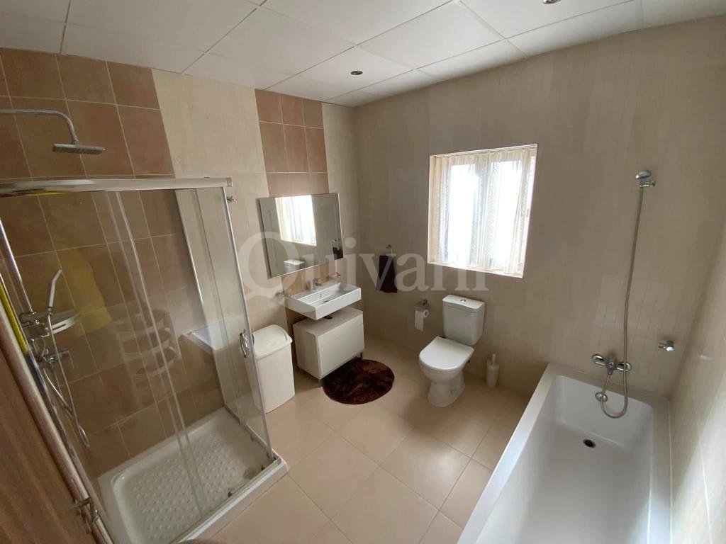 Zejtun, Furnished Penthouse