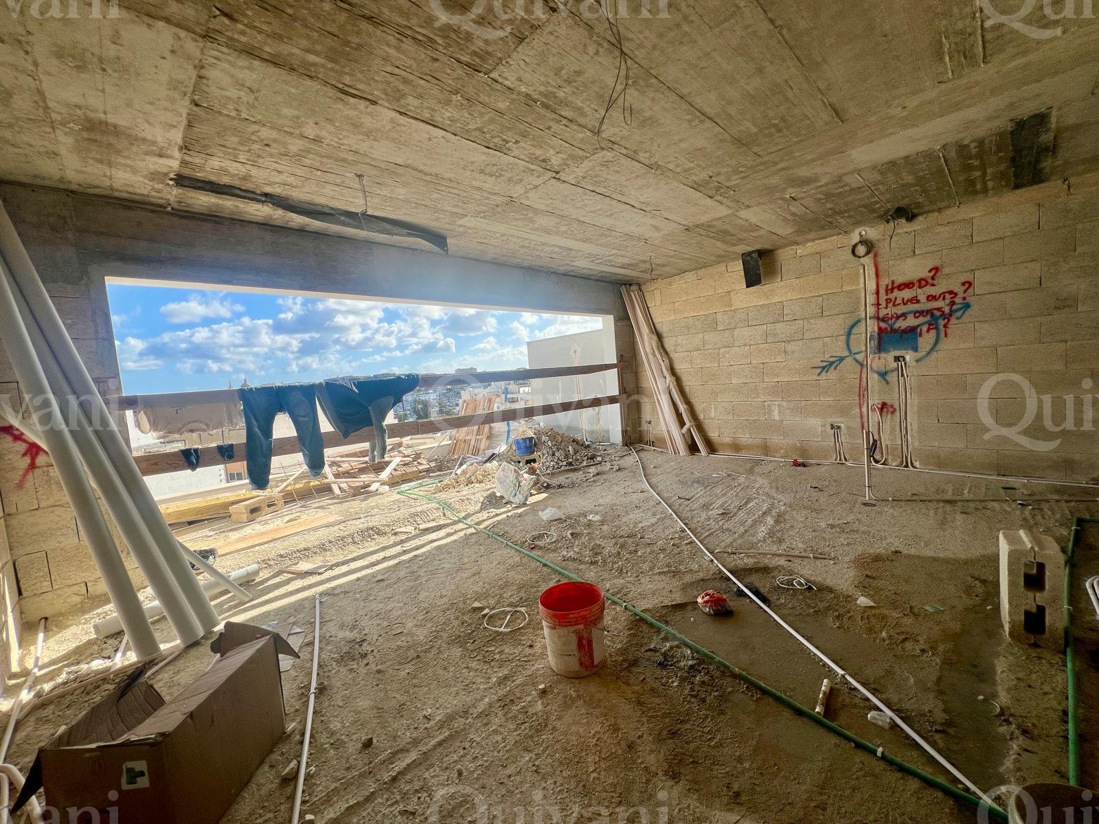 Gzira, Finished Penthouse