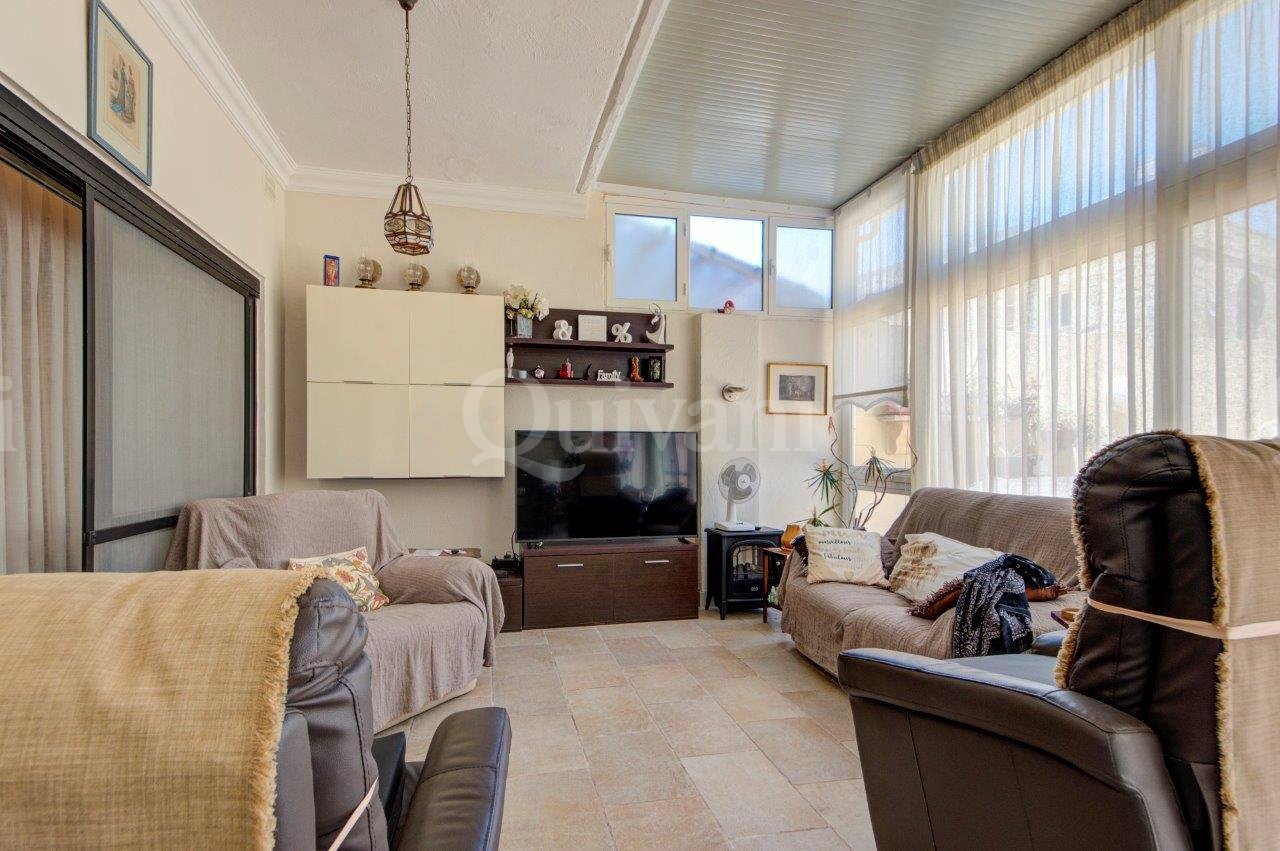 St Julians, Very large apartment with garden