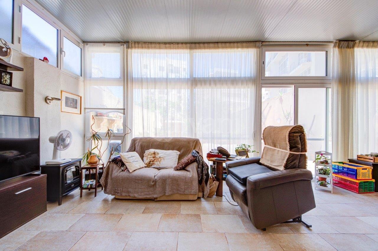 St Julians, Very large apartment with garden
