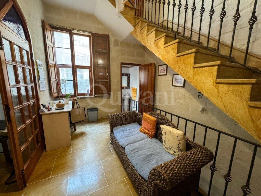 Sliema, Furnished Townhouse