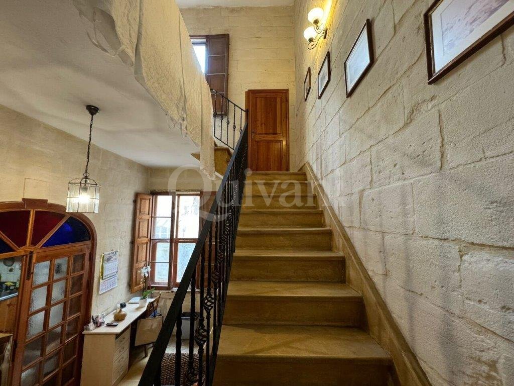 Sliema, Furnished Townhouse