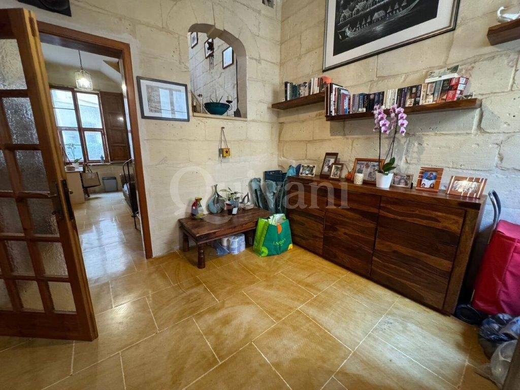 Sliema, Furnished Townhouse