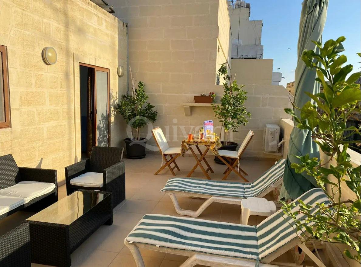 Sliema, Furnished Townhouse