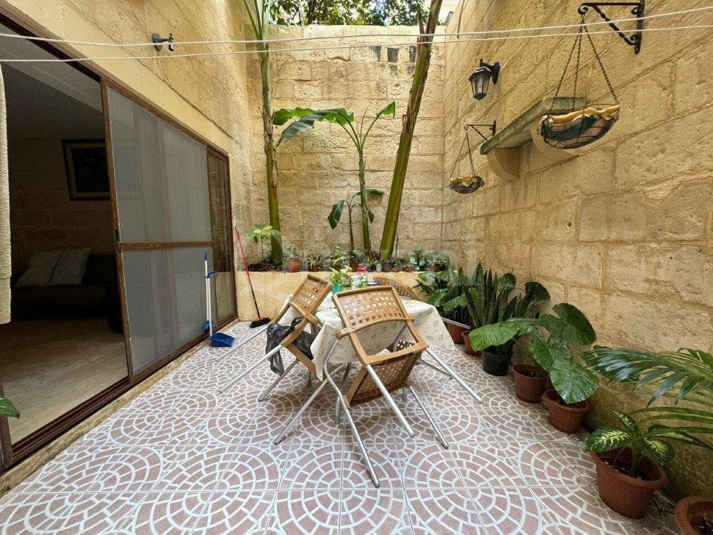 Sliema, Furnished Townhouse