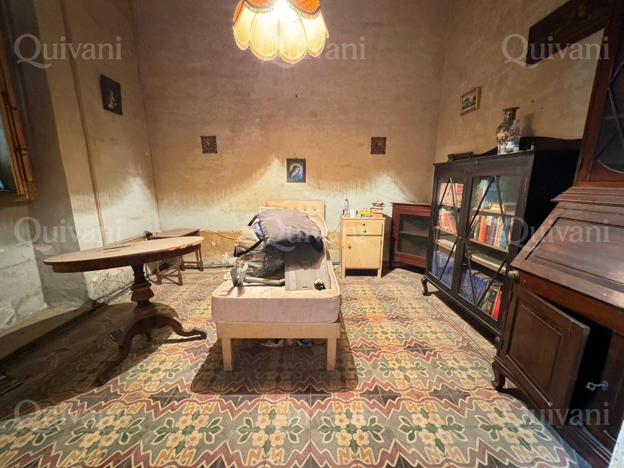 Sliema, Unconverted Townhouse