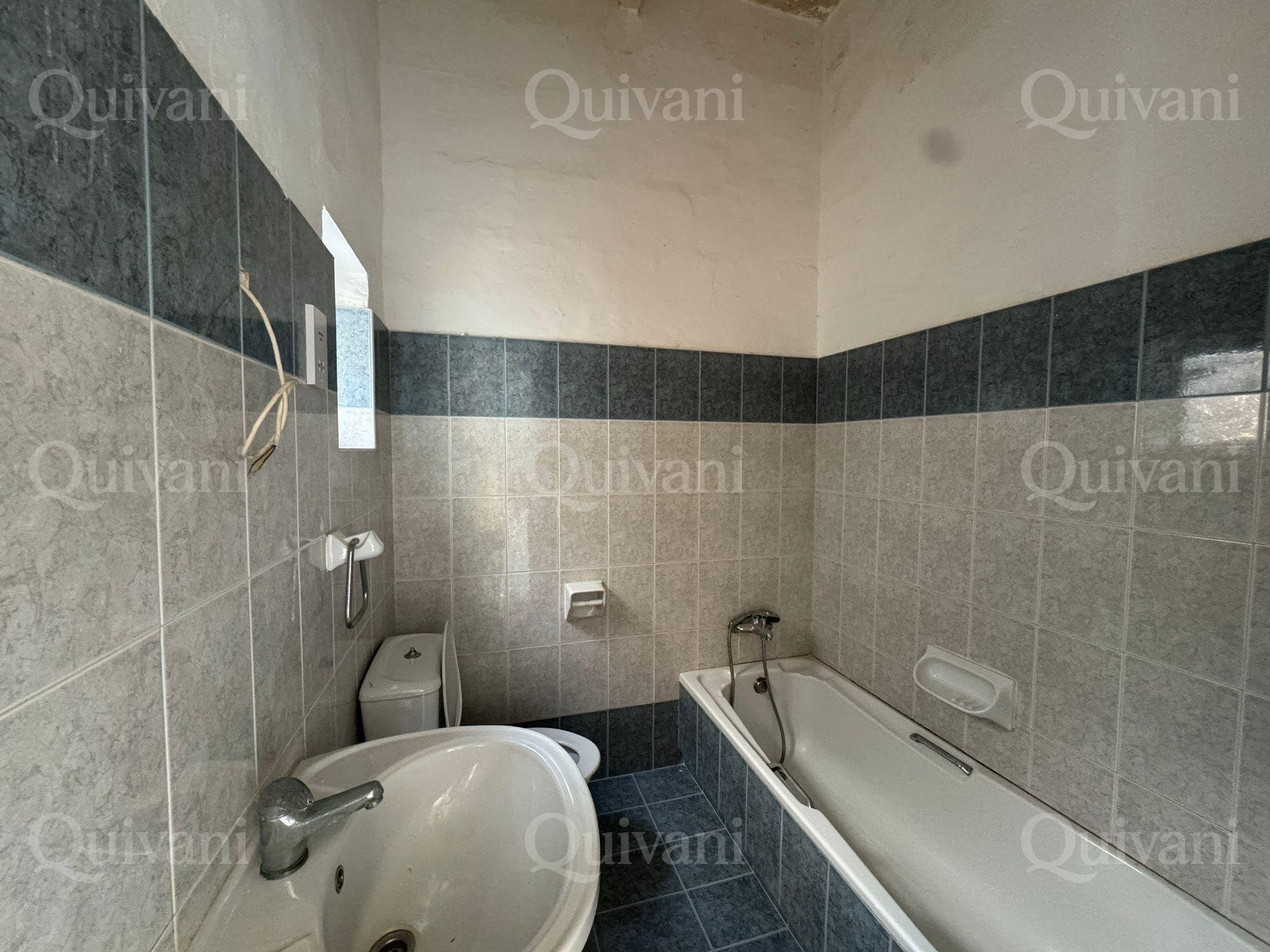 Sliema, Unconverted Townhouse