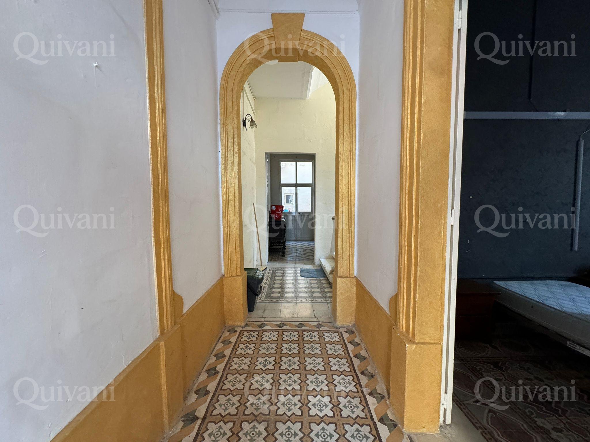 Sliema, Unconverted Townhouse