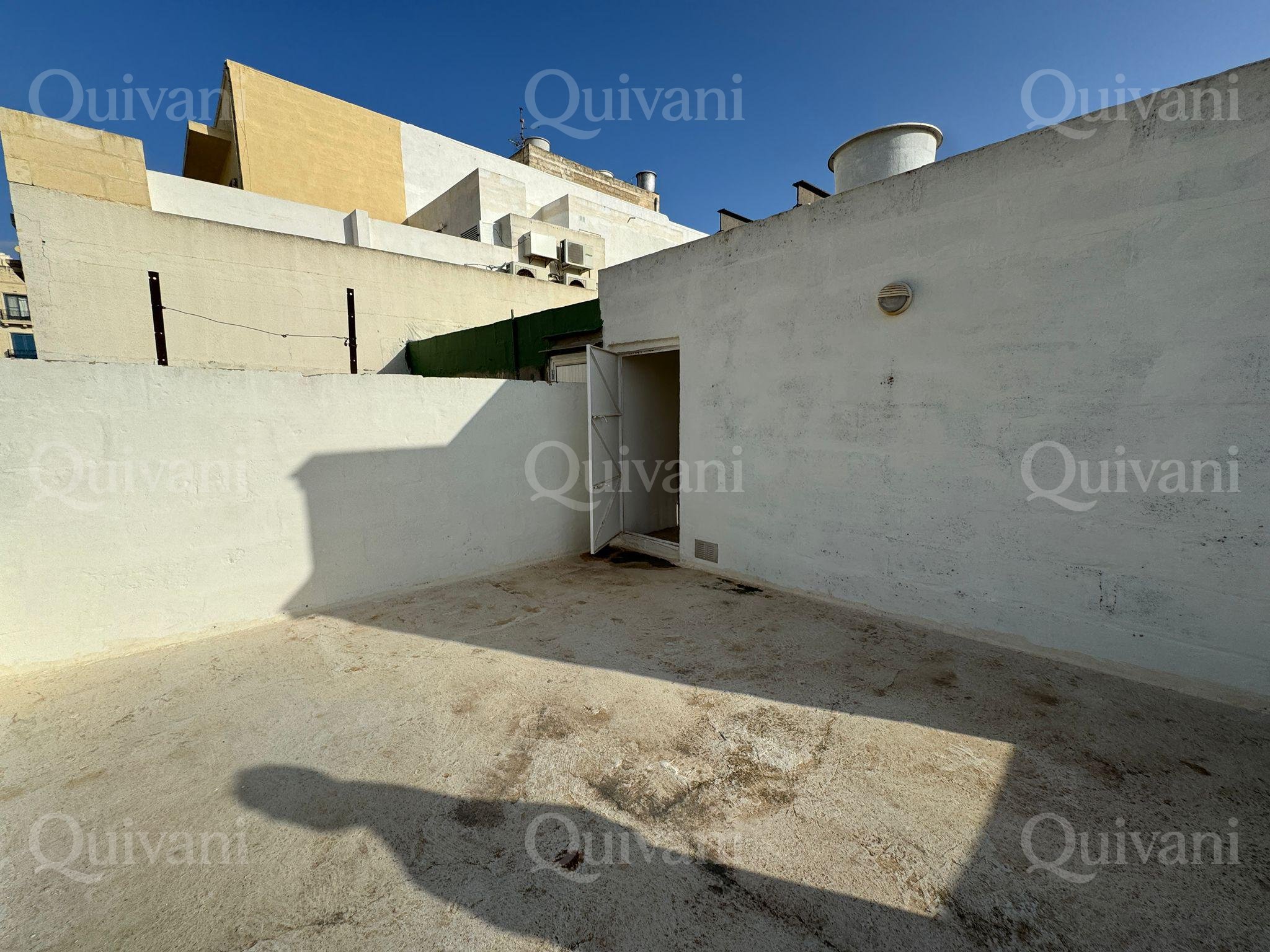 Sliema, Unconverted Townhouse