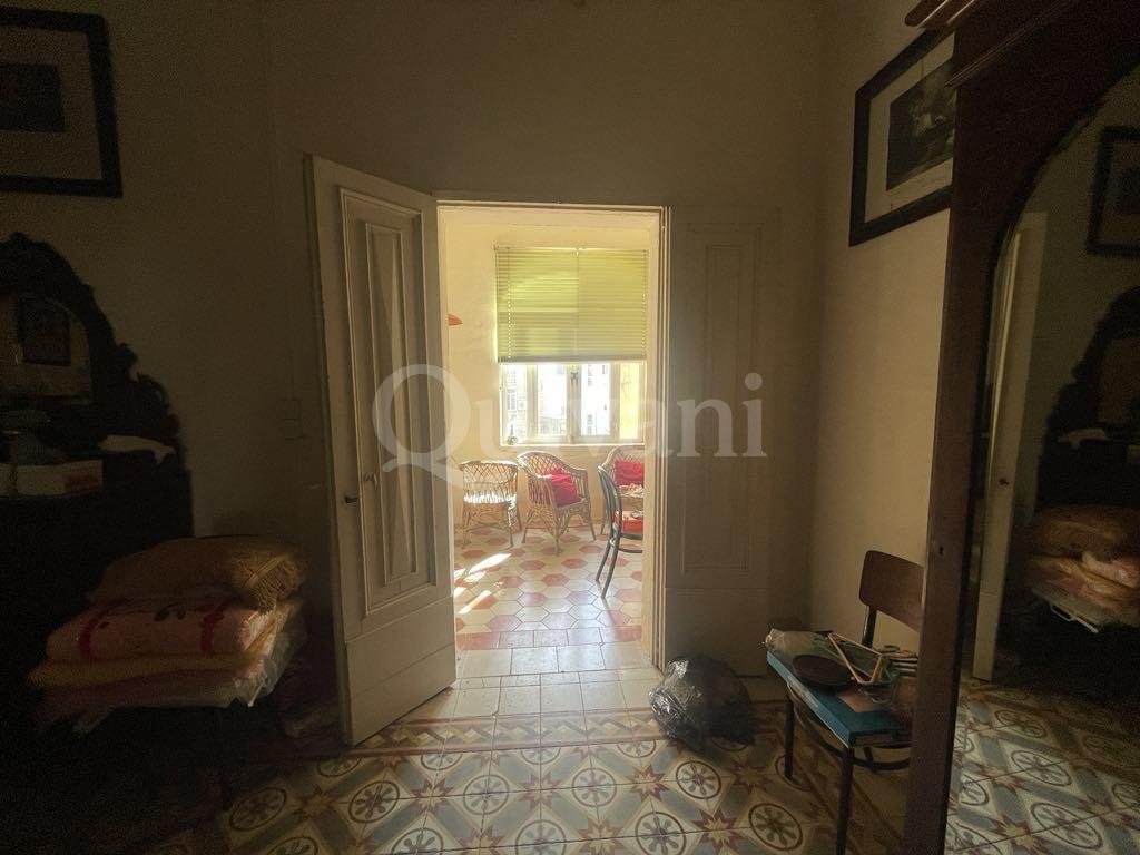 Sliema, Unconverted Townhouse