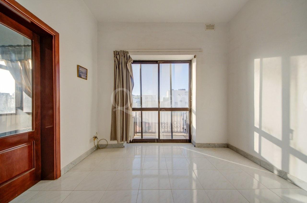Sliema, Finished Apartment