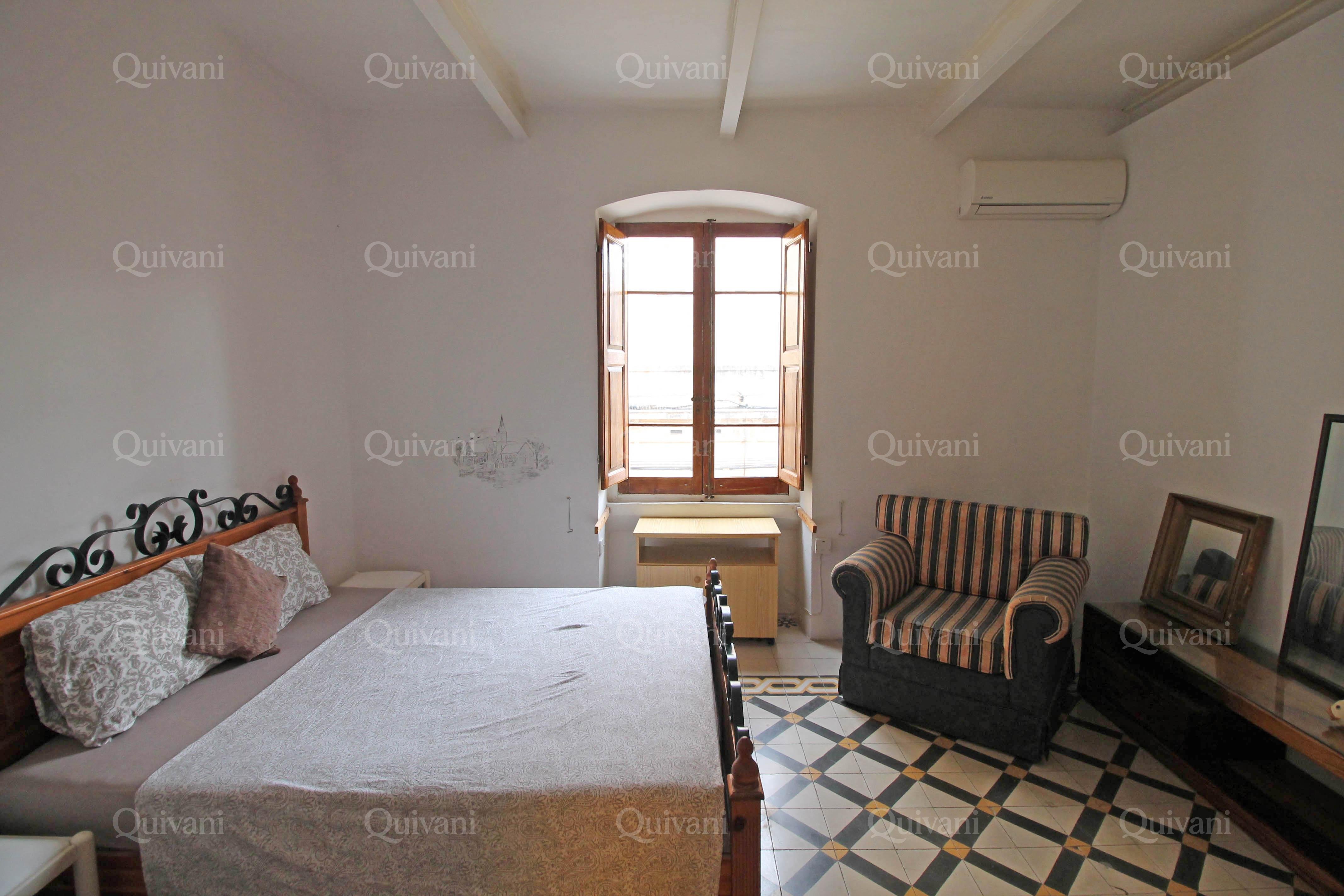 Sliema, Furnished Town House