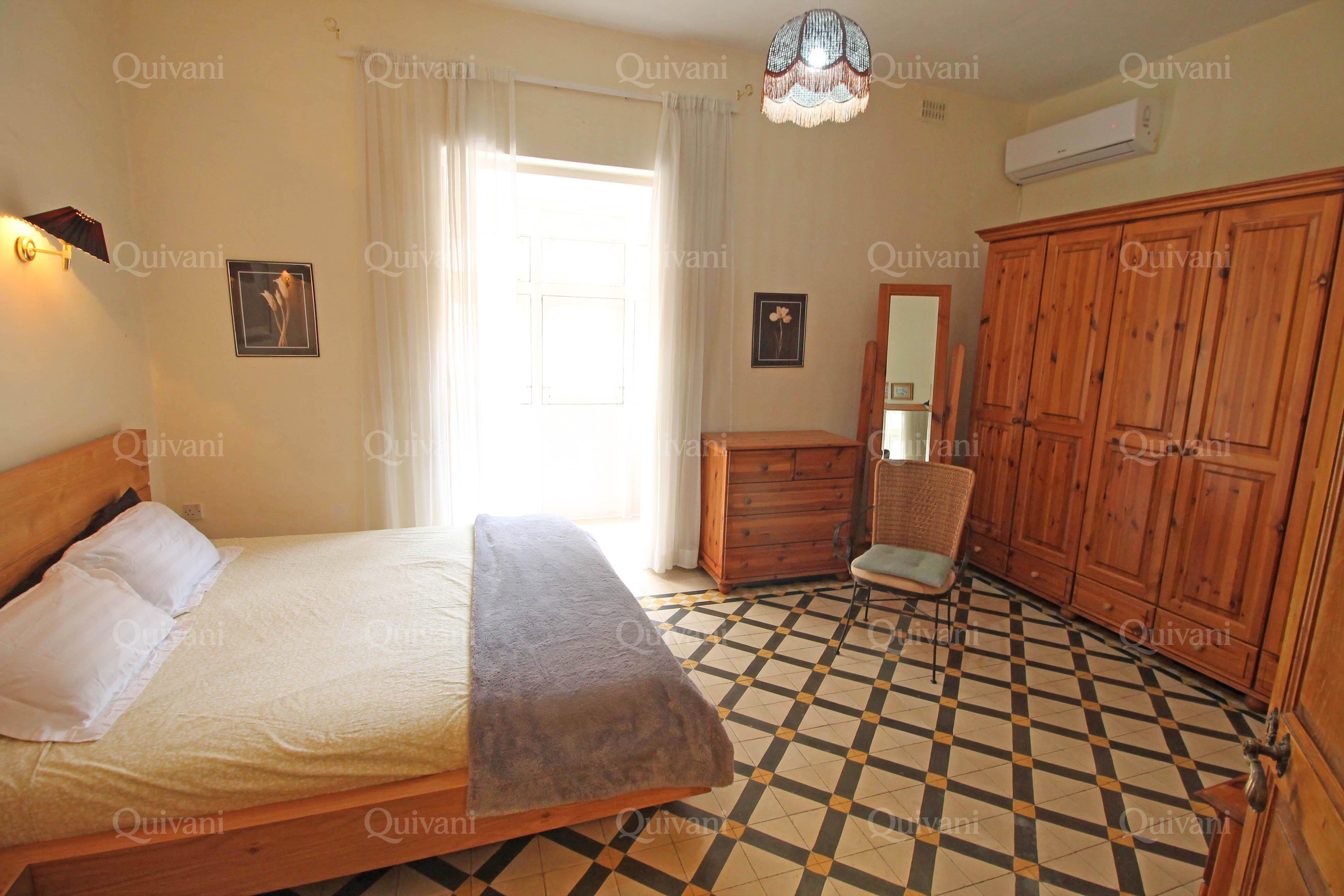Sliema, Furnished Town House