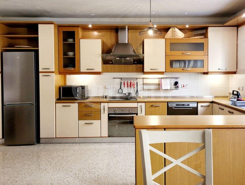 St Julians, Furnished Semi-detached Villa