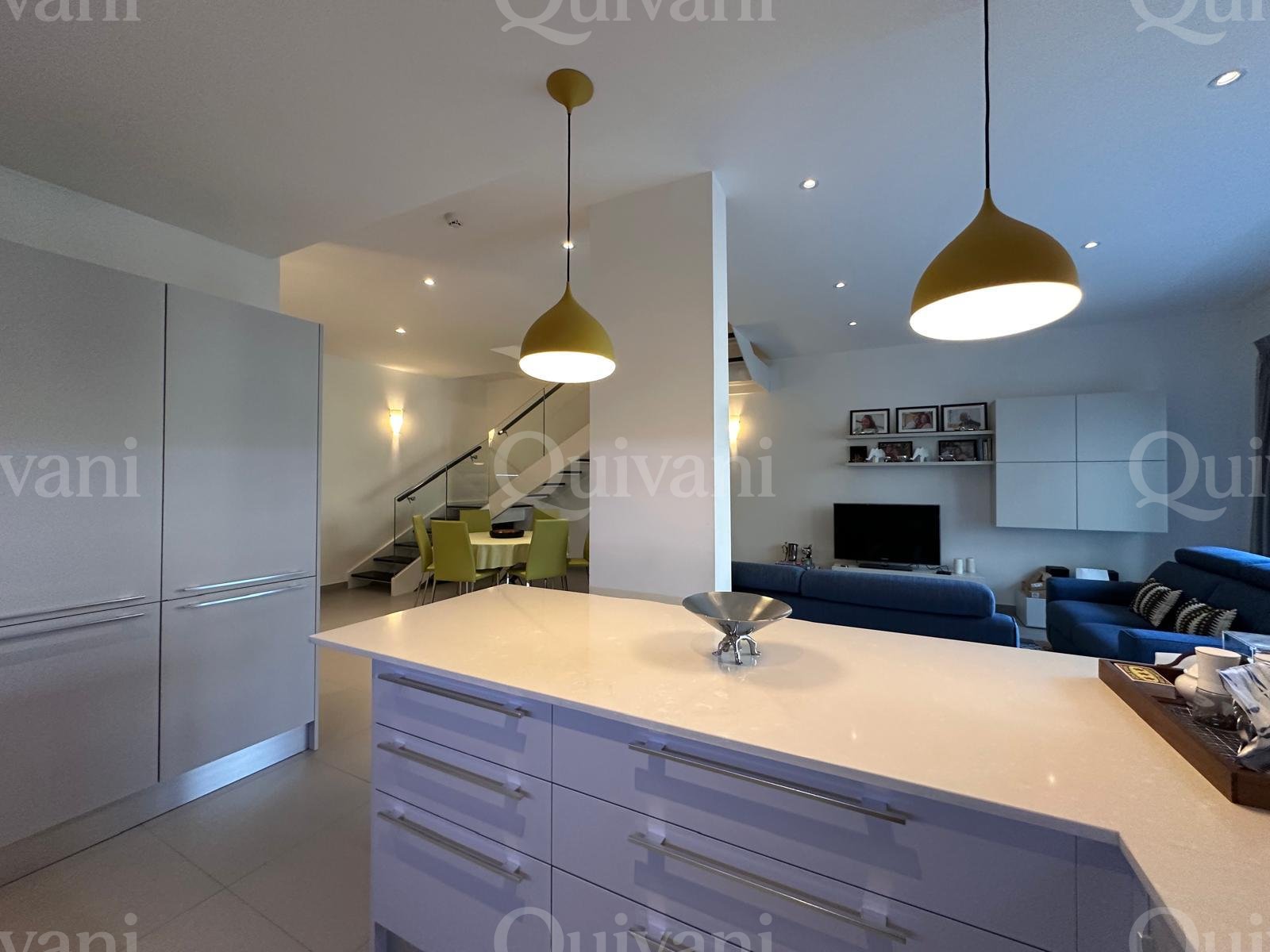 Pender Gardens, Furnished Duplex Apartment