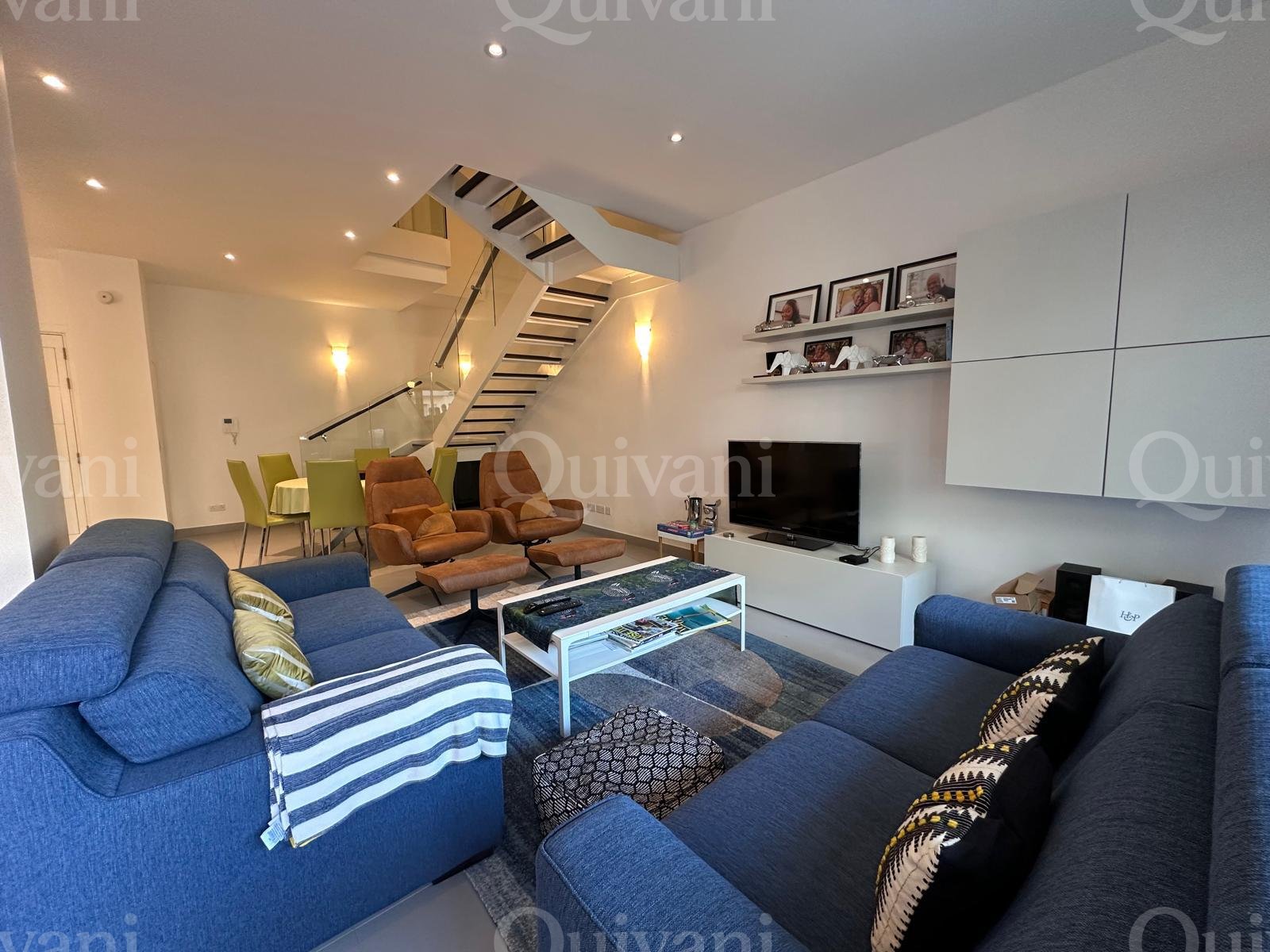 Pender Gardens, Furnished Duplex Apartment