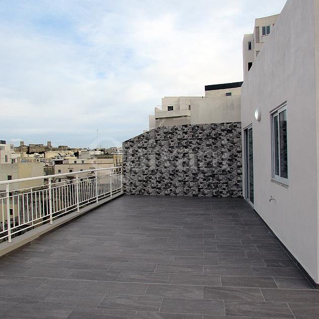 Msida, Furnished Penthouse