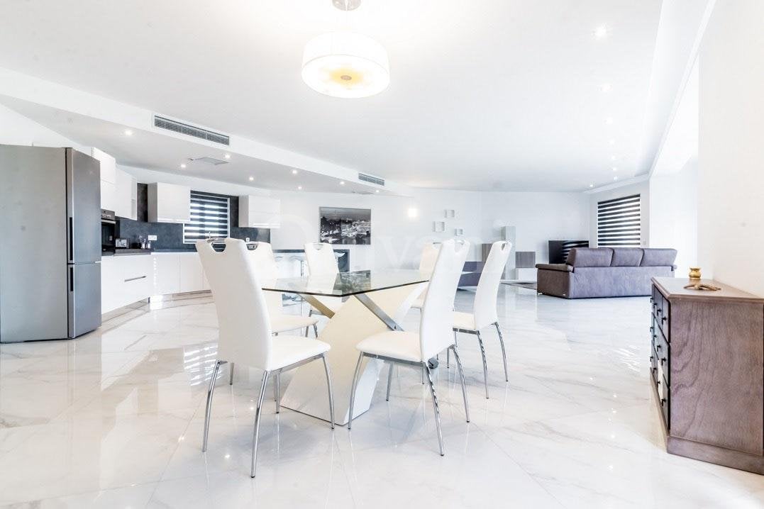 Ta'' Xbiex, Furnished Apartment