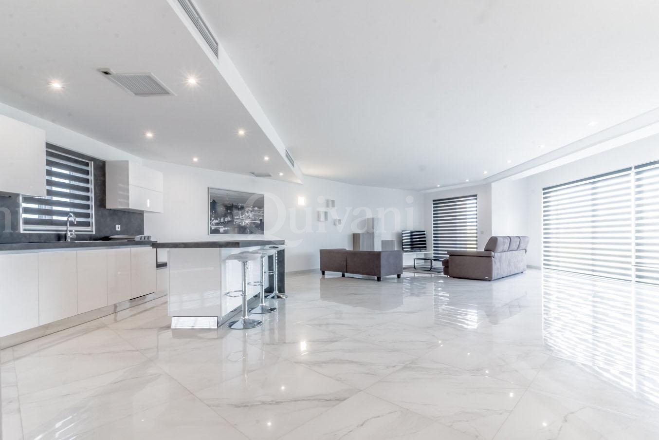 Ta'' Xbiex, Furnished Apartment