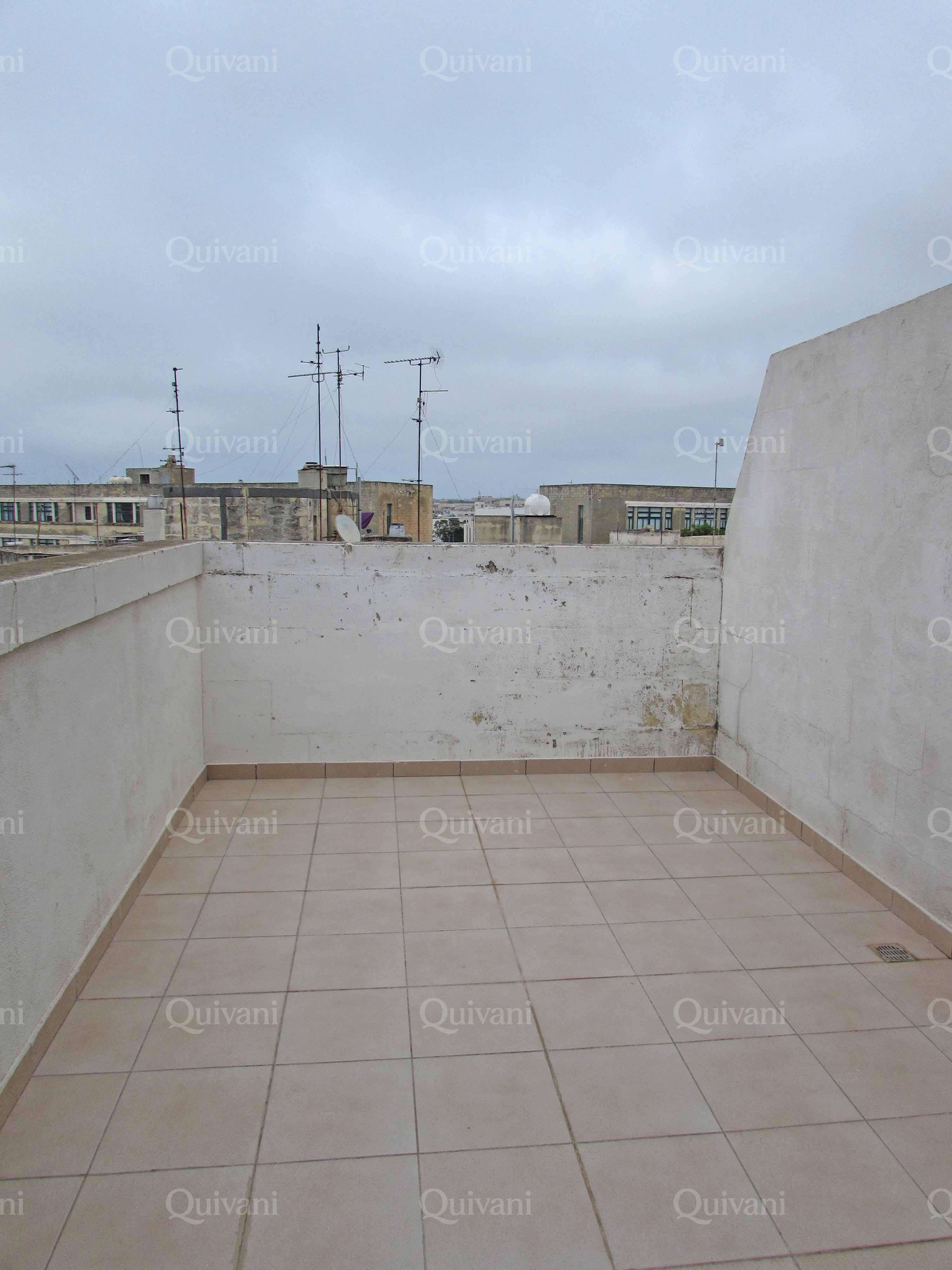 Hamrun, Furnished Penthouse