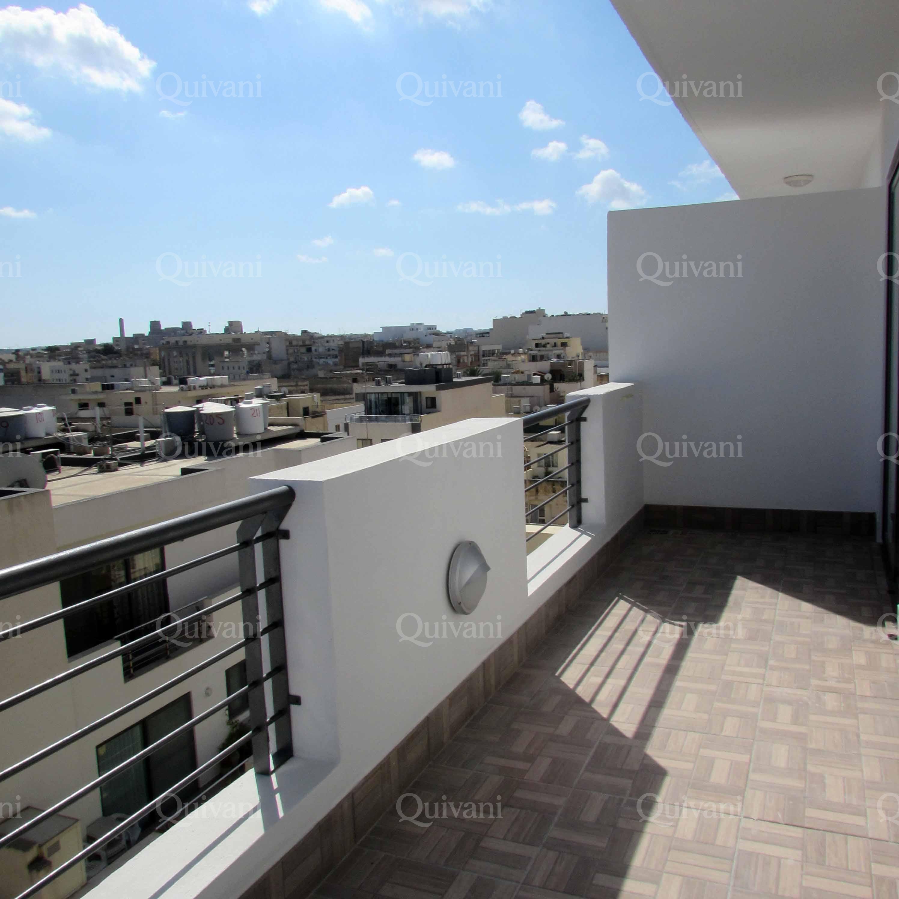 Gzira, Furnished Penthouse