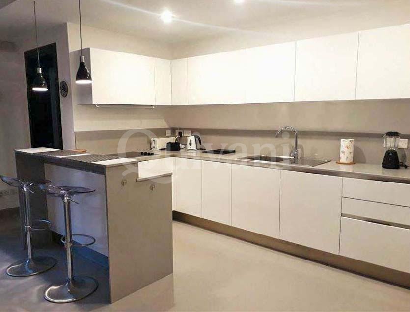 Pendergardens, Furnished Duplex Apartment