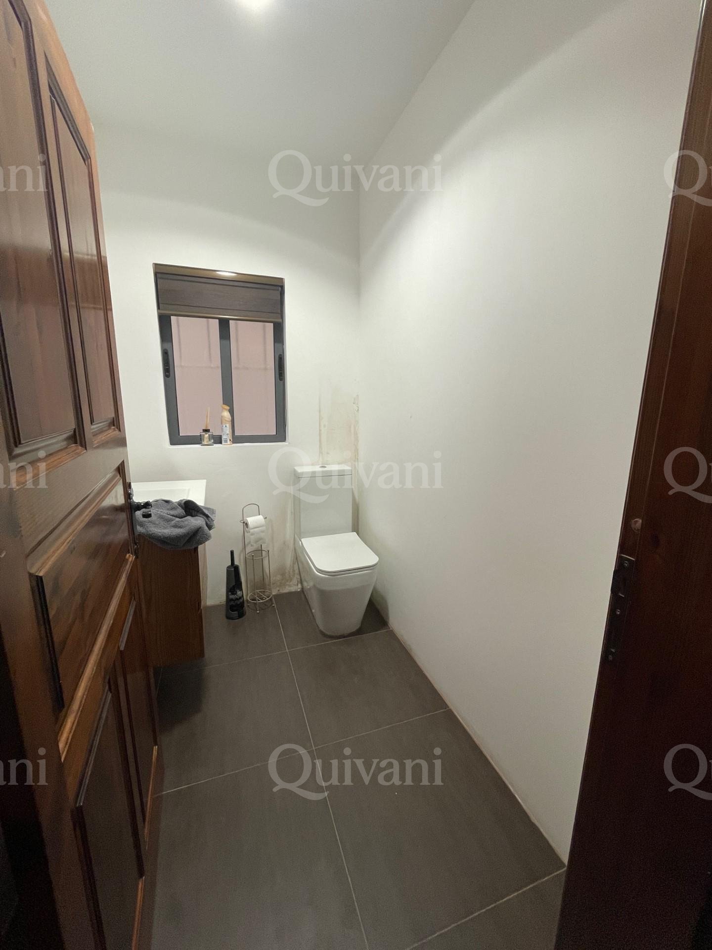 Pieta, Finished Office