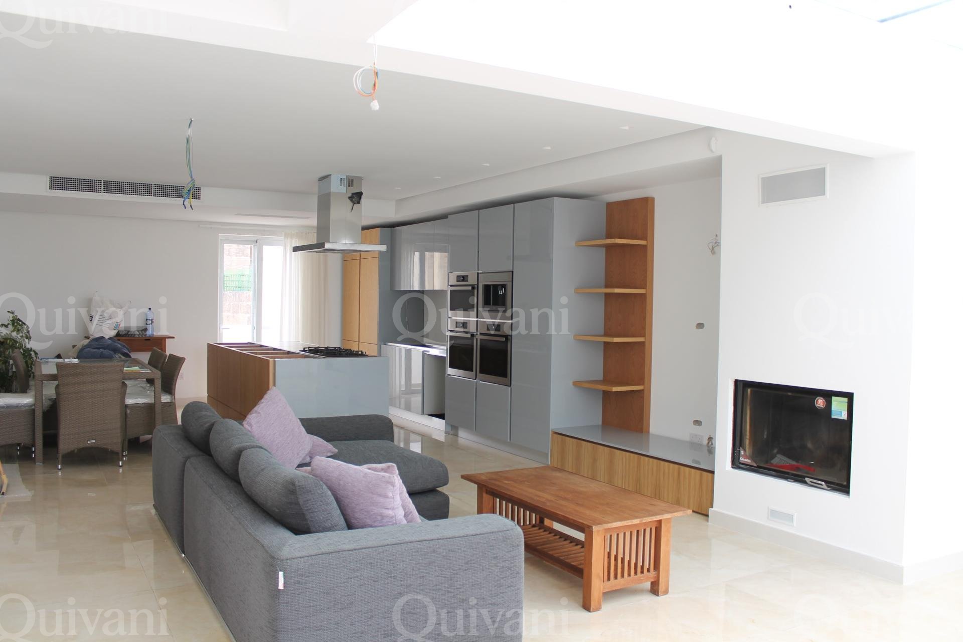 Gharghur, Furnished Penthouse
