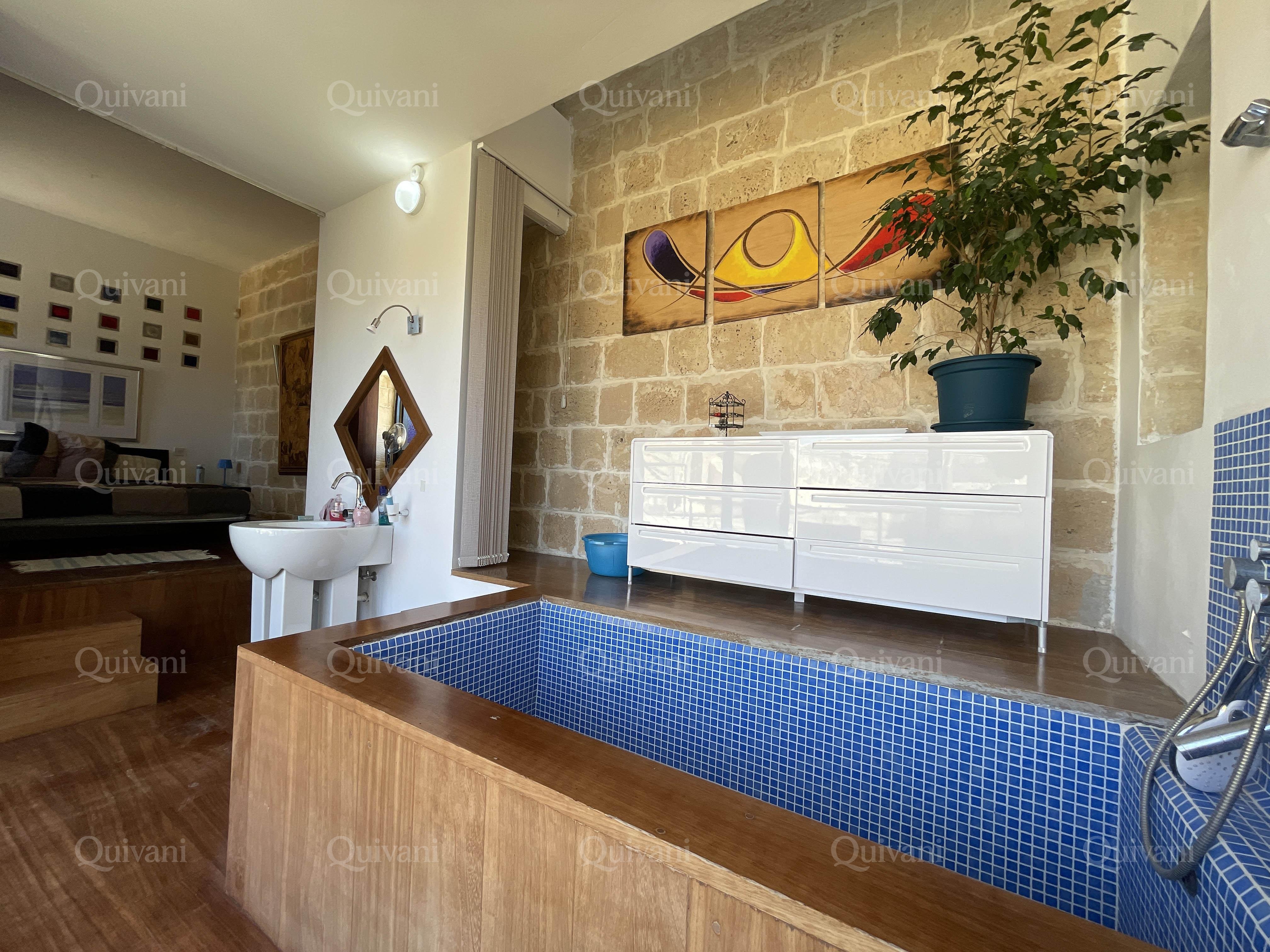 Gharghur, Furnished House of Character