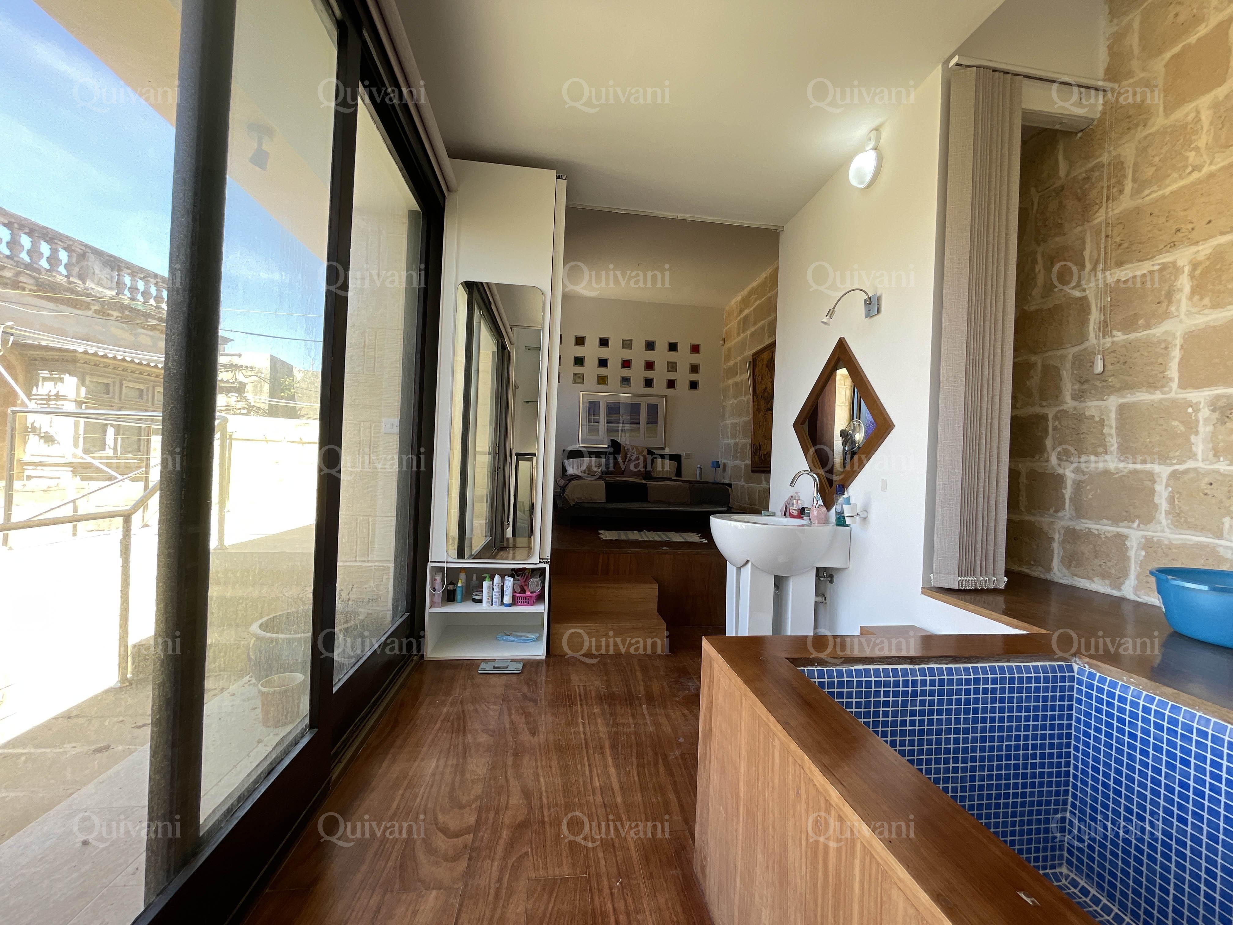 Gharghur, Furnished House of Character