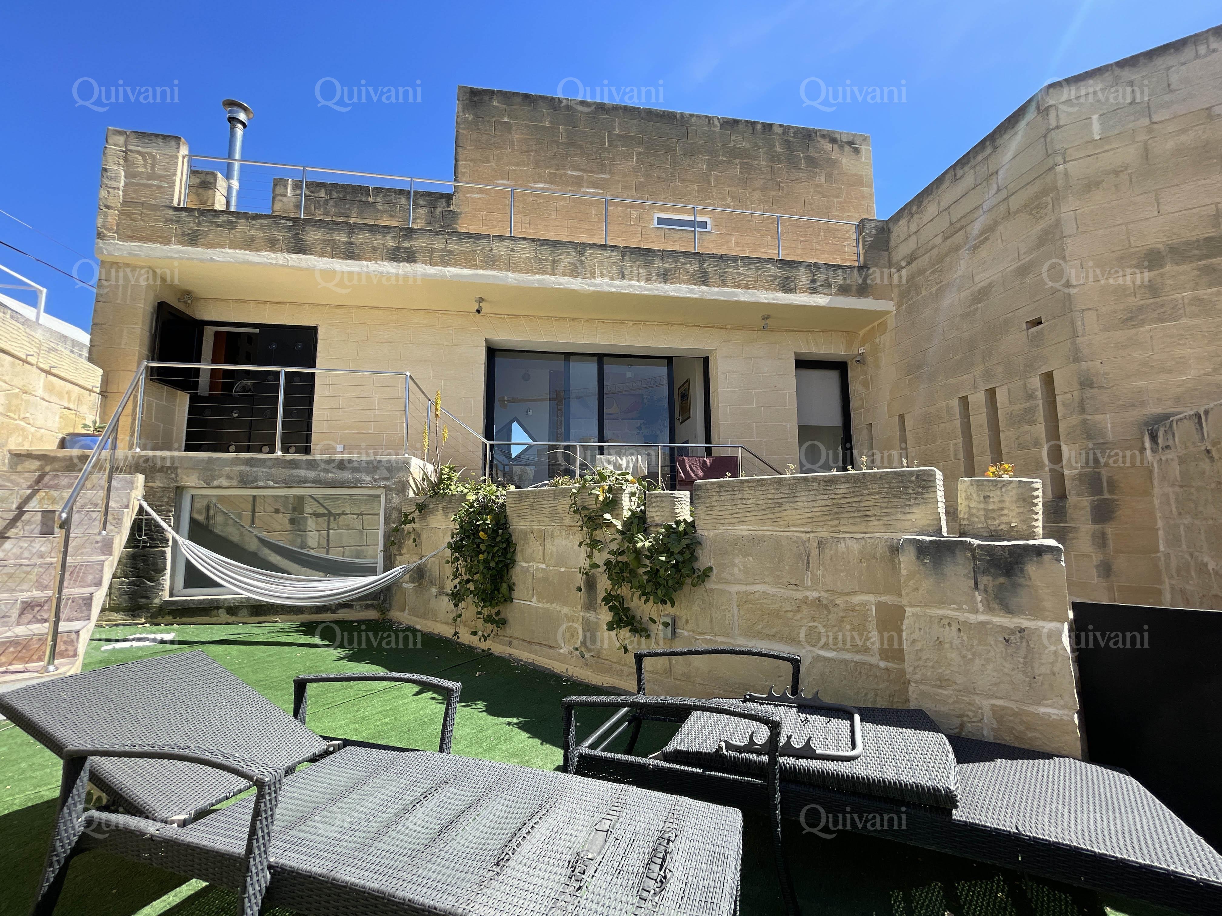 Gharghur, Furnished House of Character